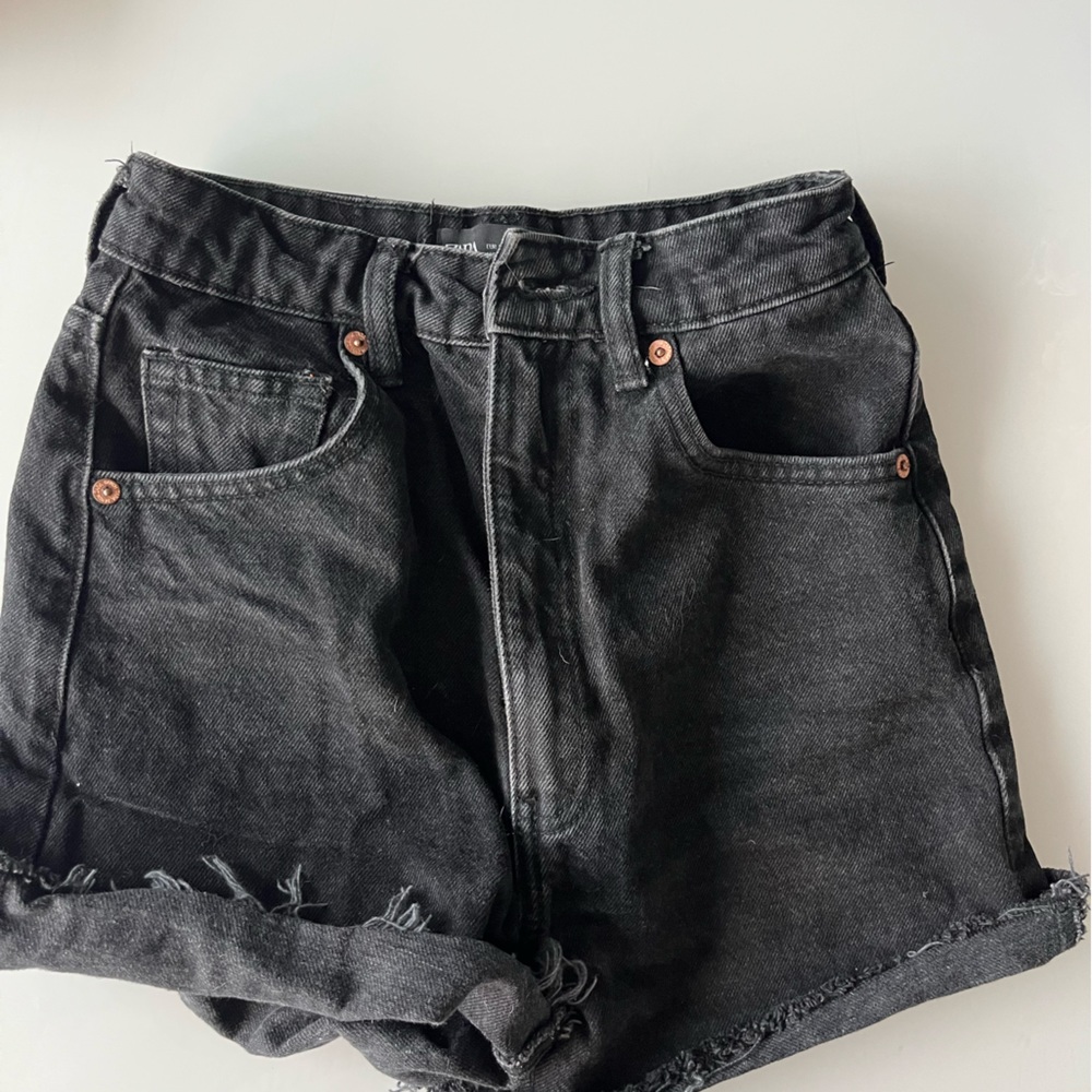 Zara black denim shorts sz2